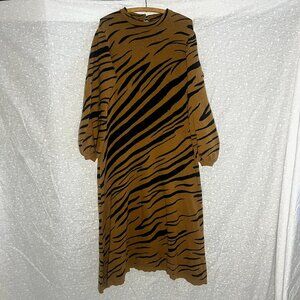 Tiger print Sweater Dress size XL / XXL - Womens Sweater Dress - Who What Wear
